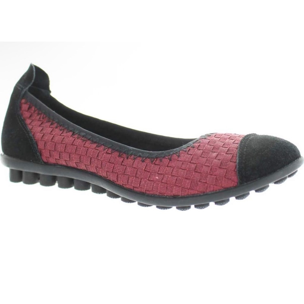Bernie Mev Bella Me Burgundy Metallic Woven Ballet Flats Black Cap‎ Toe 37 NEW